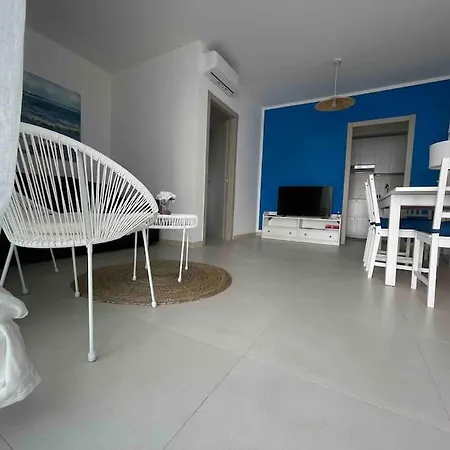 Favoloso Attico Tra Cielo E Mare Feriehus